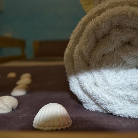 Вилла Casa Vacanze Raggio Di Sole Монополи Экстерьер фото