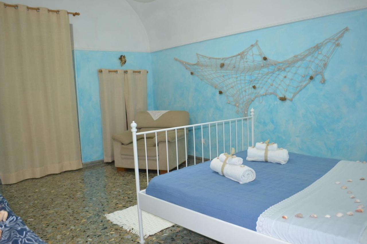 Вилла Casa Vacanze Raggio Di Sole Монополи Экстерьер фото